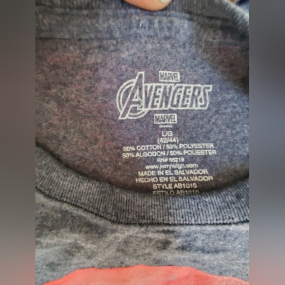 Captain america t shirt size large - Picture 2 of 3